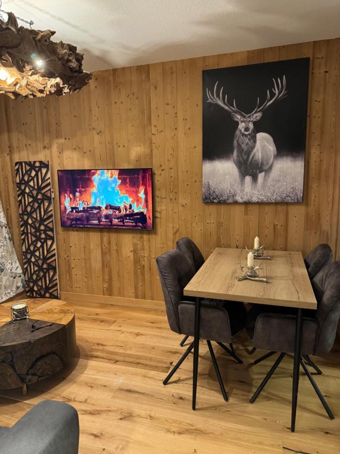 Cocon Au Coeur De Chamonix Avec Parking Gratuit Apartment Bagian luar foto