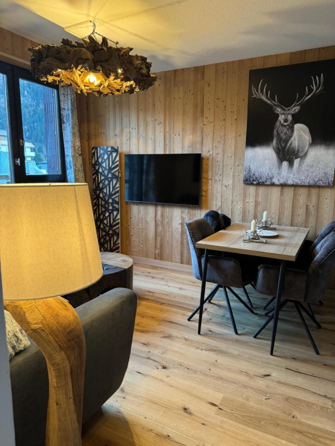 Cocon Au Coeur De Chamonix Avec Parking Gratuit Apartment Bagian luar foto