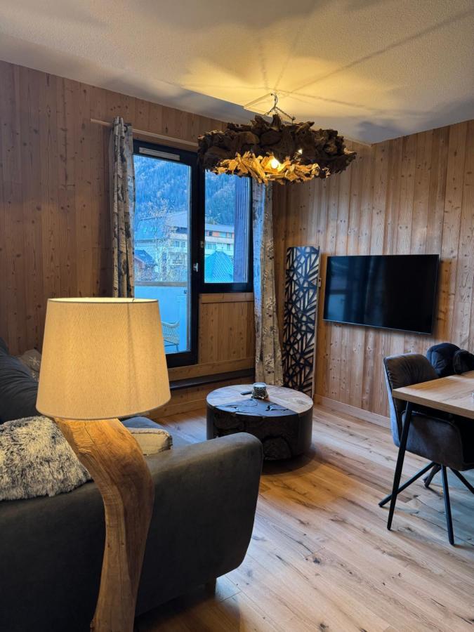Cocon Au Coeur De Chamonix Avec Parking Gratuit Apartment Bagian luar foto